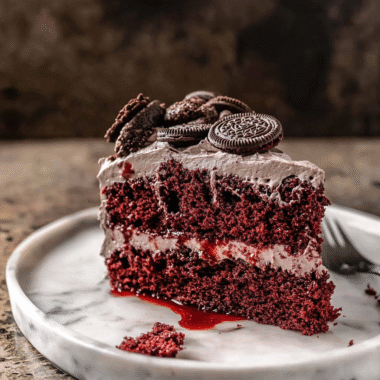 Red Velvet Oreo Cake
