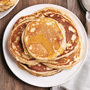 Vanilla Cinnamon Buttermilk Pancakes