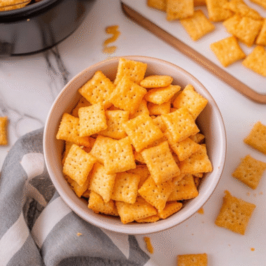 Homemade Cheez-Its